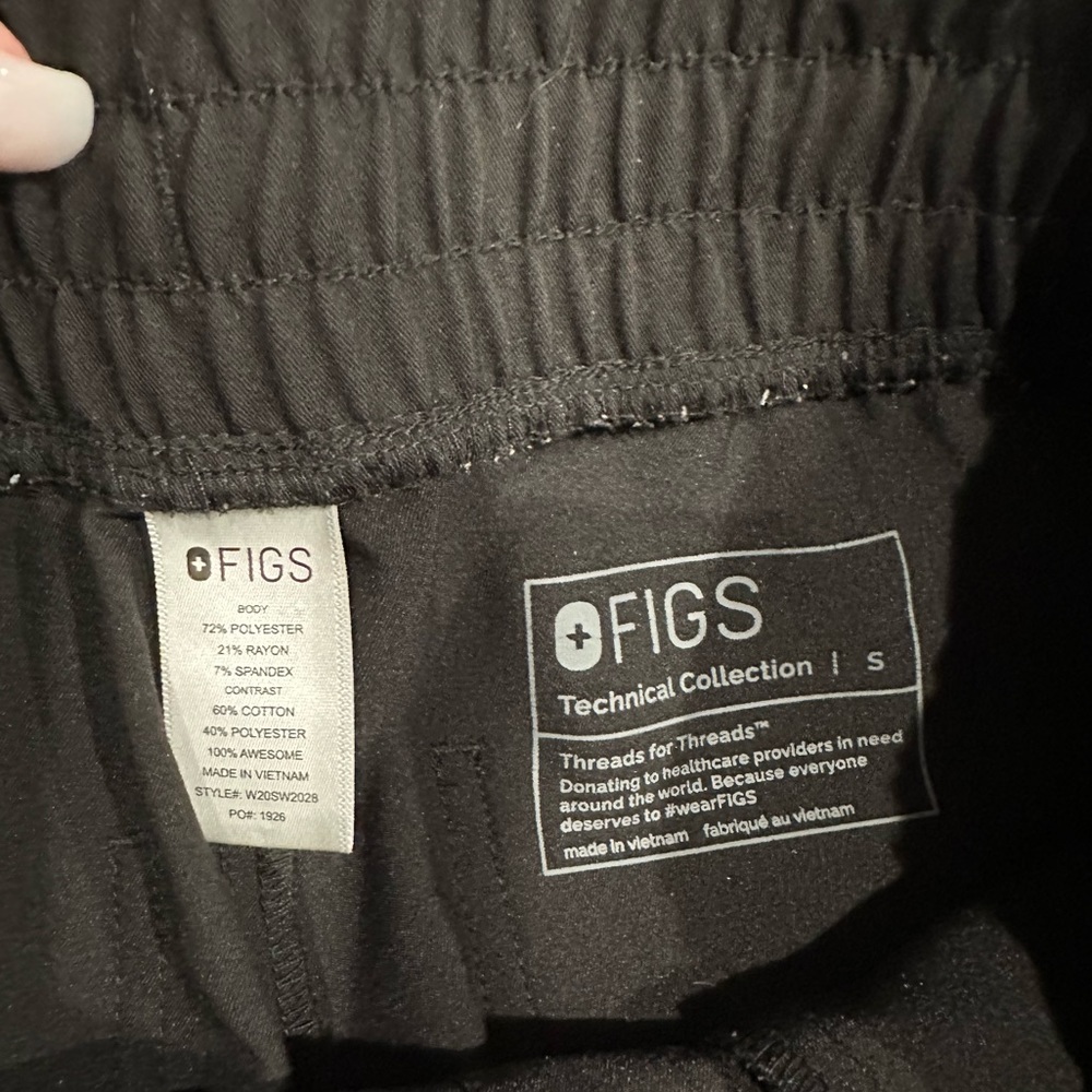 Figs Small - image 2